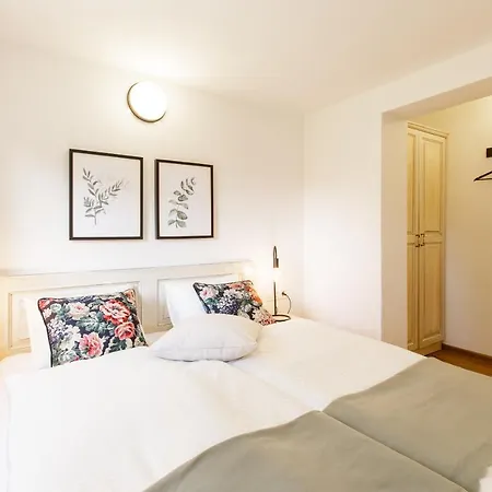 Apartment Alpinia *