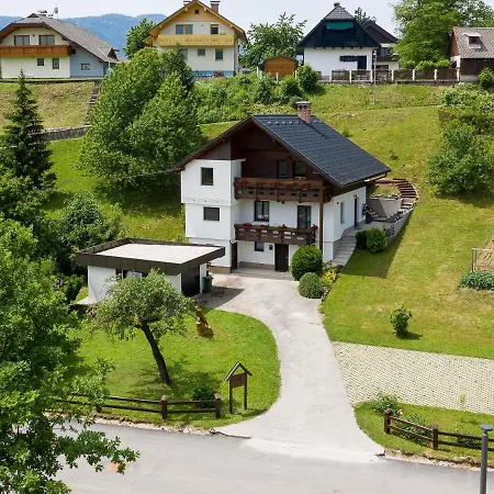 Alpinia Apartman