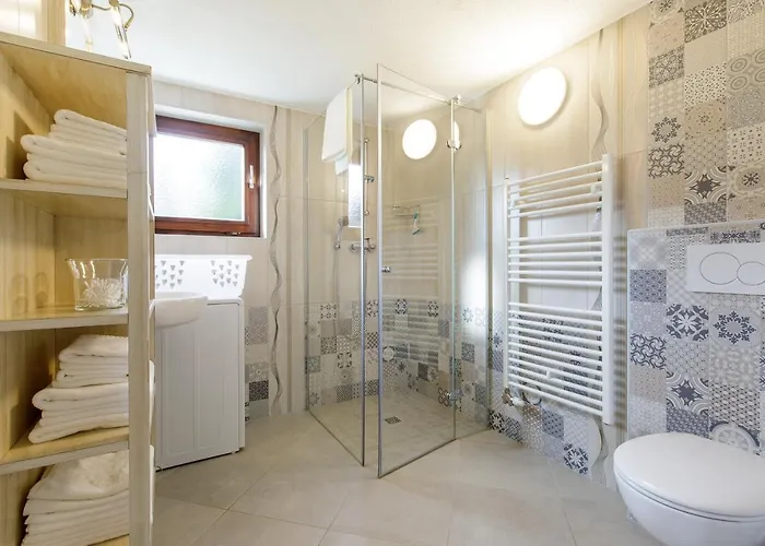 アパート Alpinia *