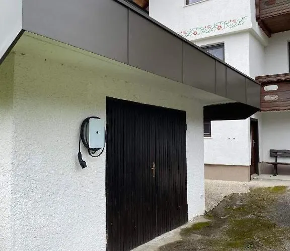 Alpinia アパート ブレッド