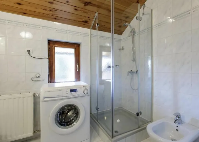 アパート Alpinia