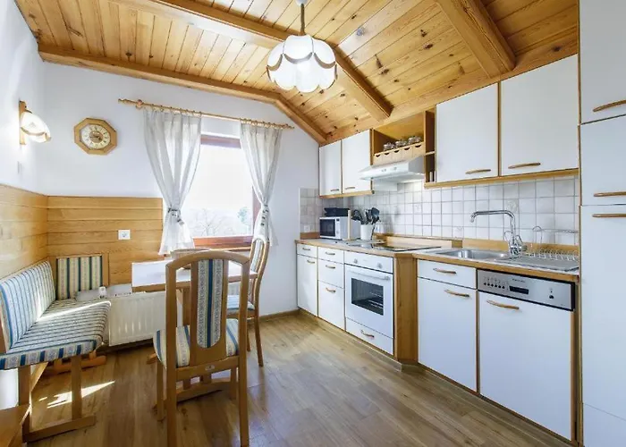 アパート Alpinia *