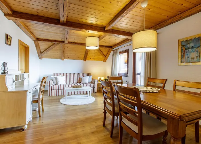 アパート Alpinia